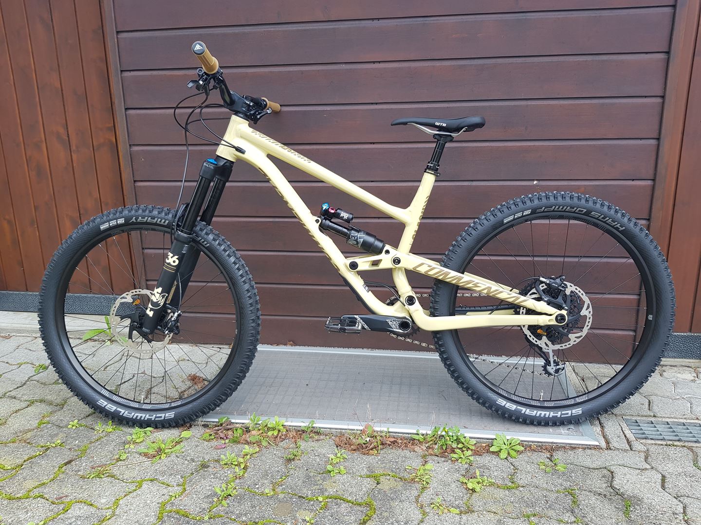 commencal clash 29