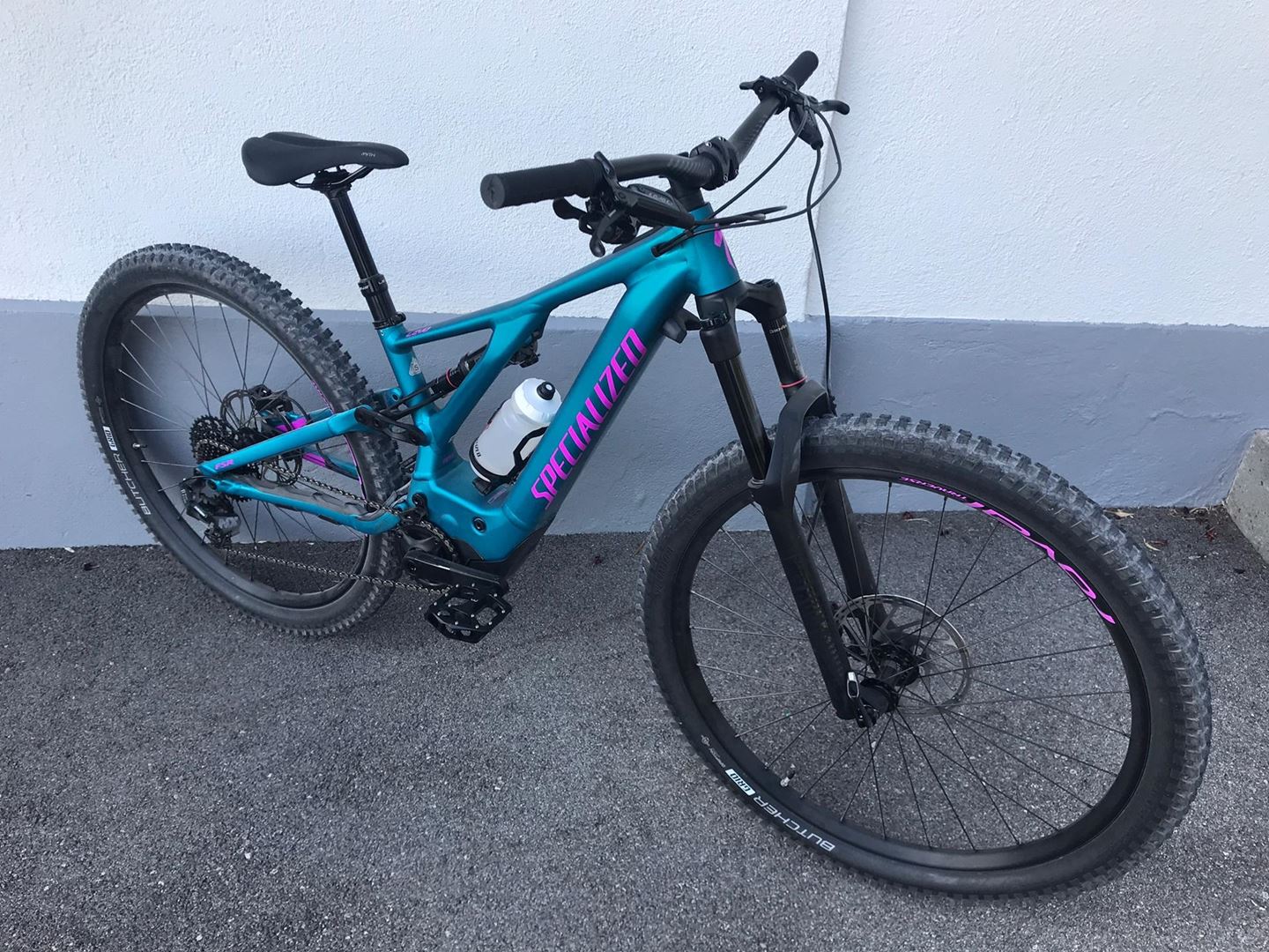 specialized levo ladies