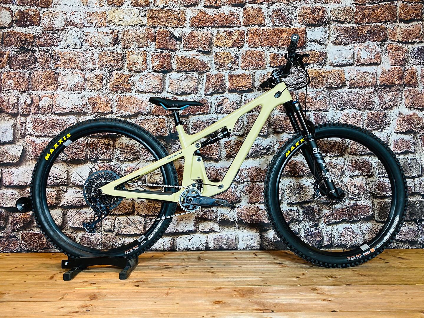 Yeti Cycles SB120 CSeries C2 GX für 5800 CHF von Bikeuncle aus Sirnach
