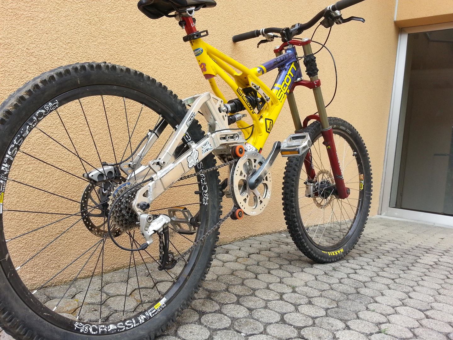 ds octane mountain bike