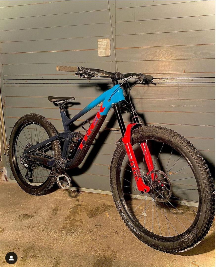 Trek Slash 7 2021 - Bike Gallery | Traildevils