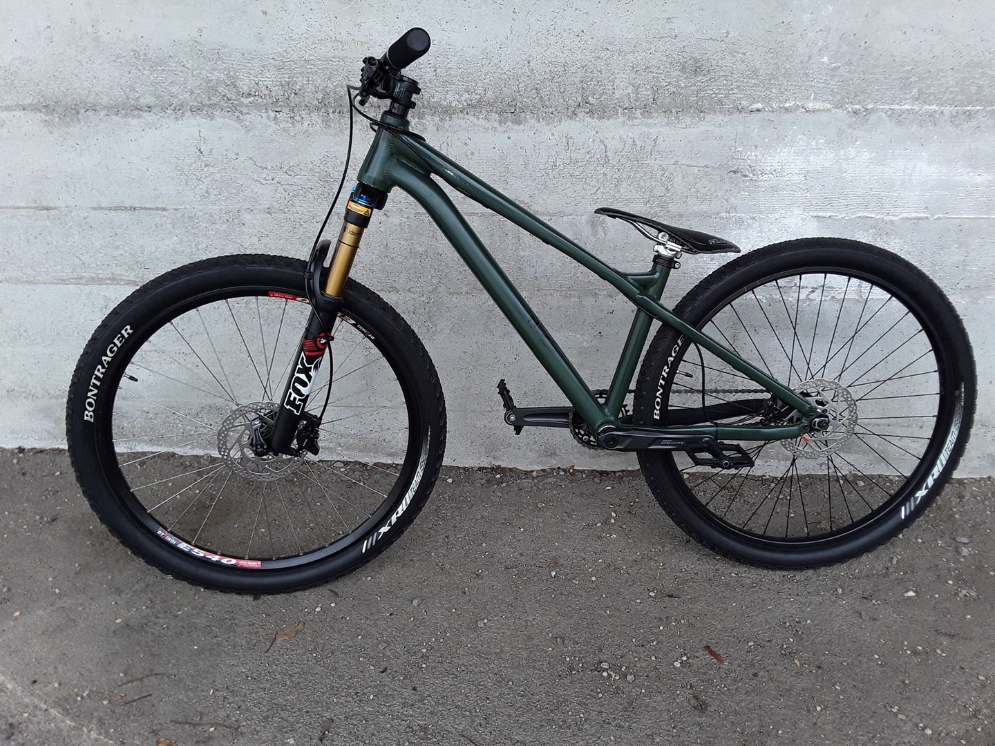 Commencal dirt jump clearance bike