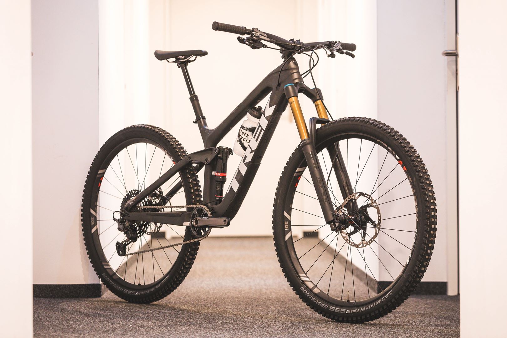 trek slash 9.9 2019 review