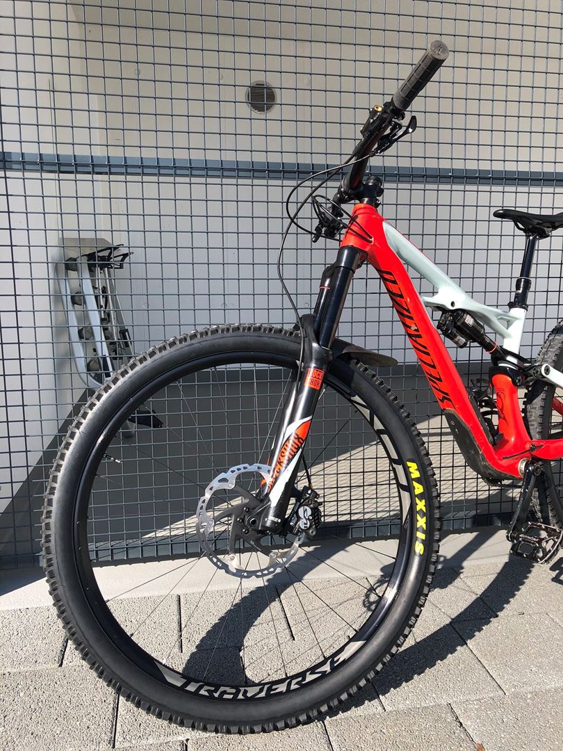 specialized enduro carbon 2018