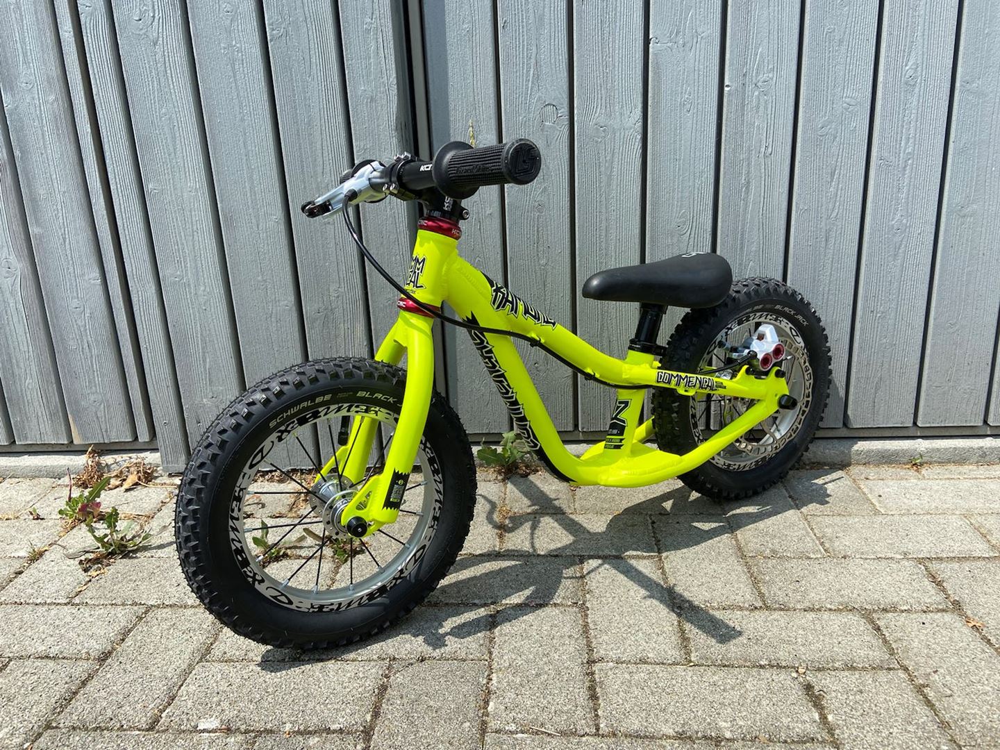 commencal ramones 12 balance bike