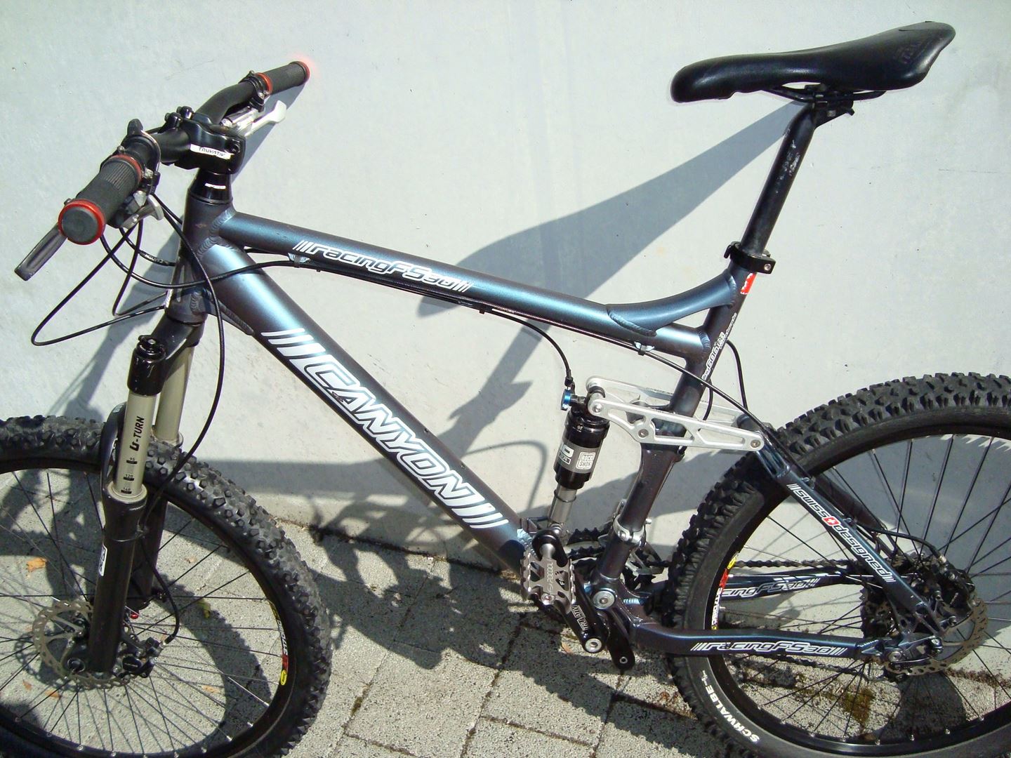 cannondale xc race bike