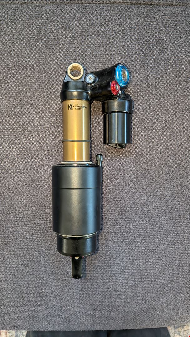 Fox Fox Float X2 Factory Kashima 230x65 für 220 CHF in Aesch