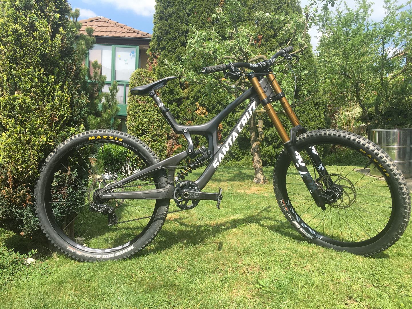 Santa Cruz V10 CC 2017 Bike Gallery Traildevils