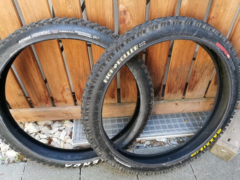 24" Schwalbe, Maxxis, Kenda Reifen Downhill 24" für 45 CHF in Stilli günstig kaufen Traildevils