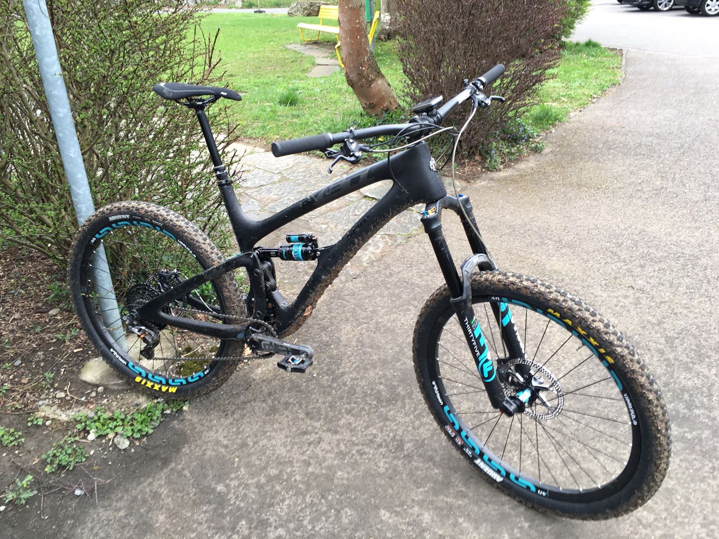 2016 yeti store sb6