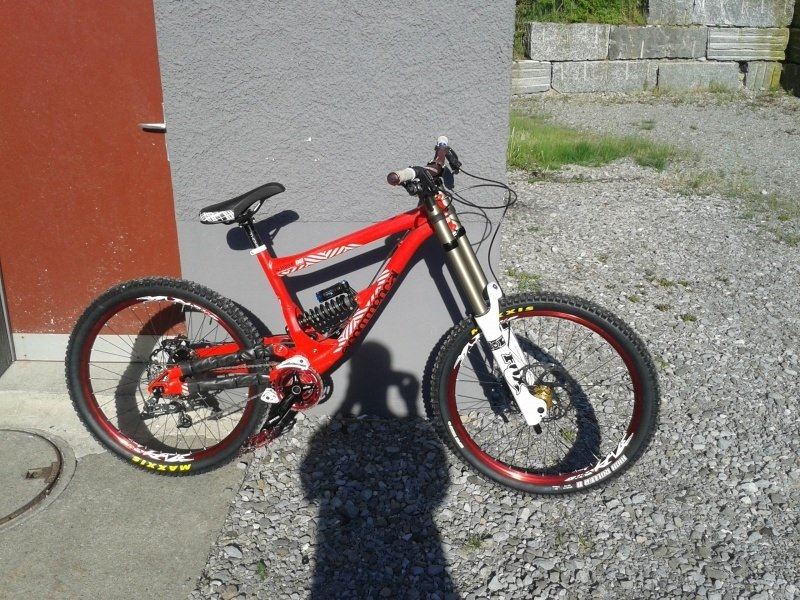 Commencal supreme store dh 2010