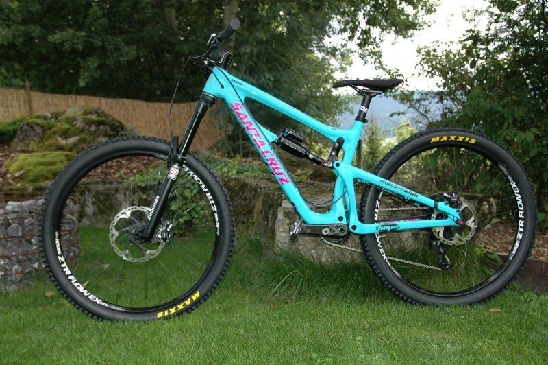 Santa Cruz Nomad by Dynamicbike - Bike Gallery | Traildevils