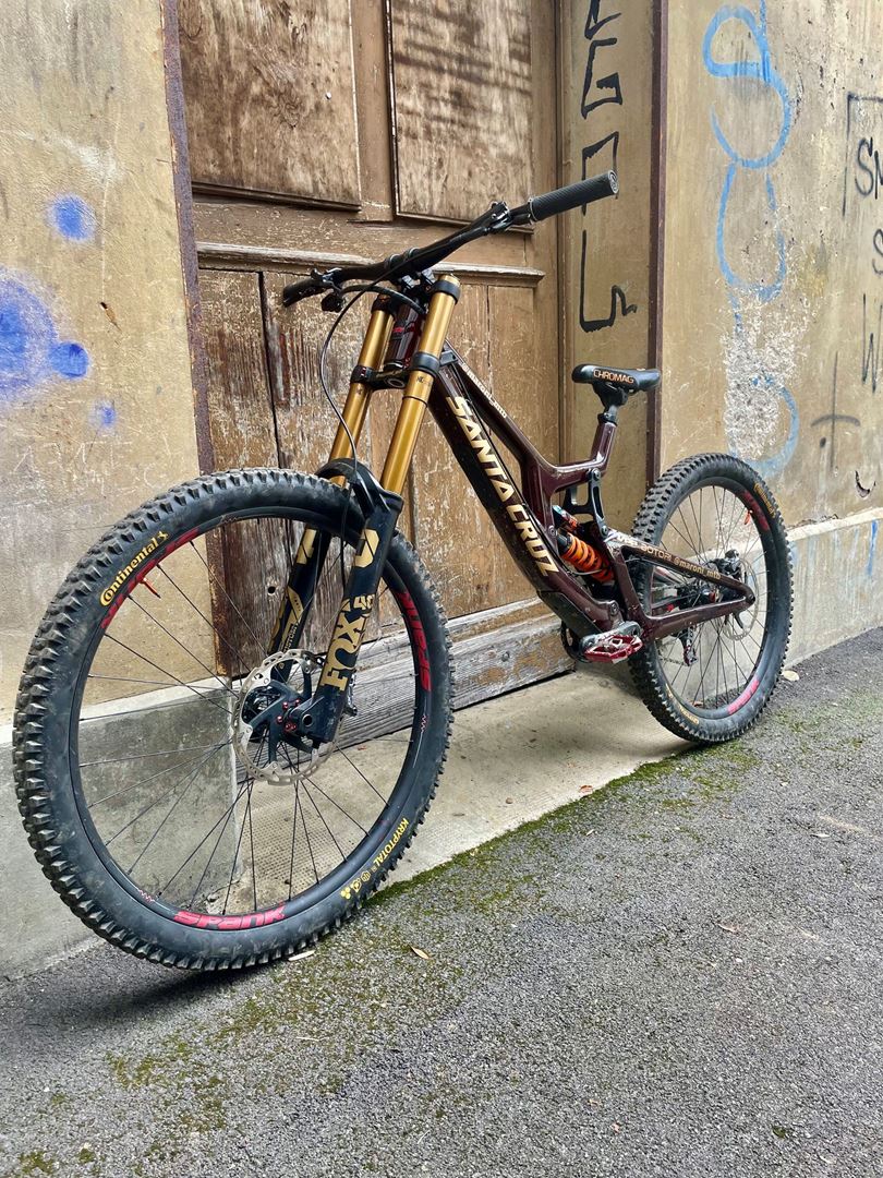【SANTACRUZ V10 7 超美品！】 Santa Cruz Santa Cruz V10.7 CC 2022 - Bike Gallery | Traildevils