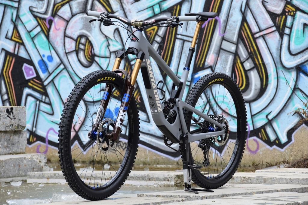 Santa Cruz Hightower Carbon C CC V2.0 2021 Bike Gallery