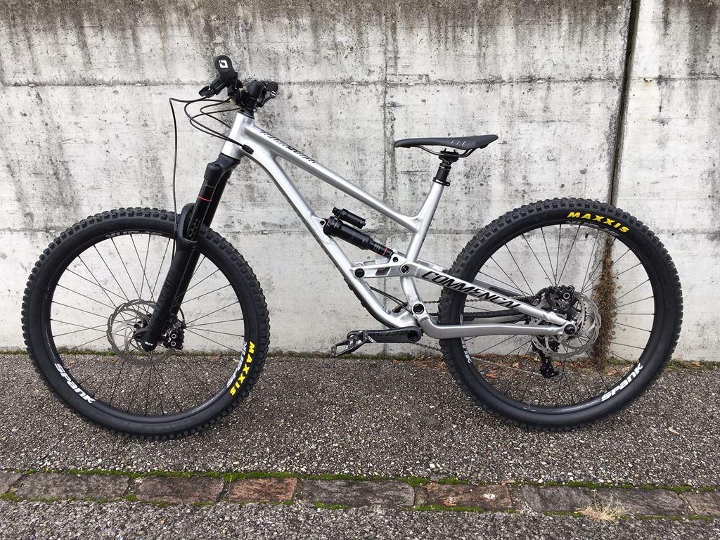 commencal clash fox