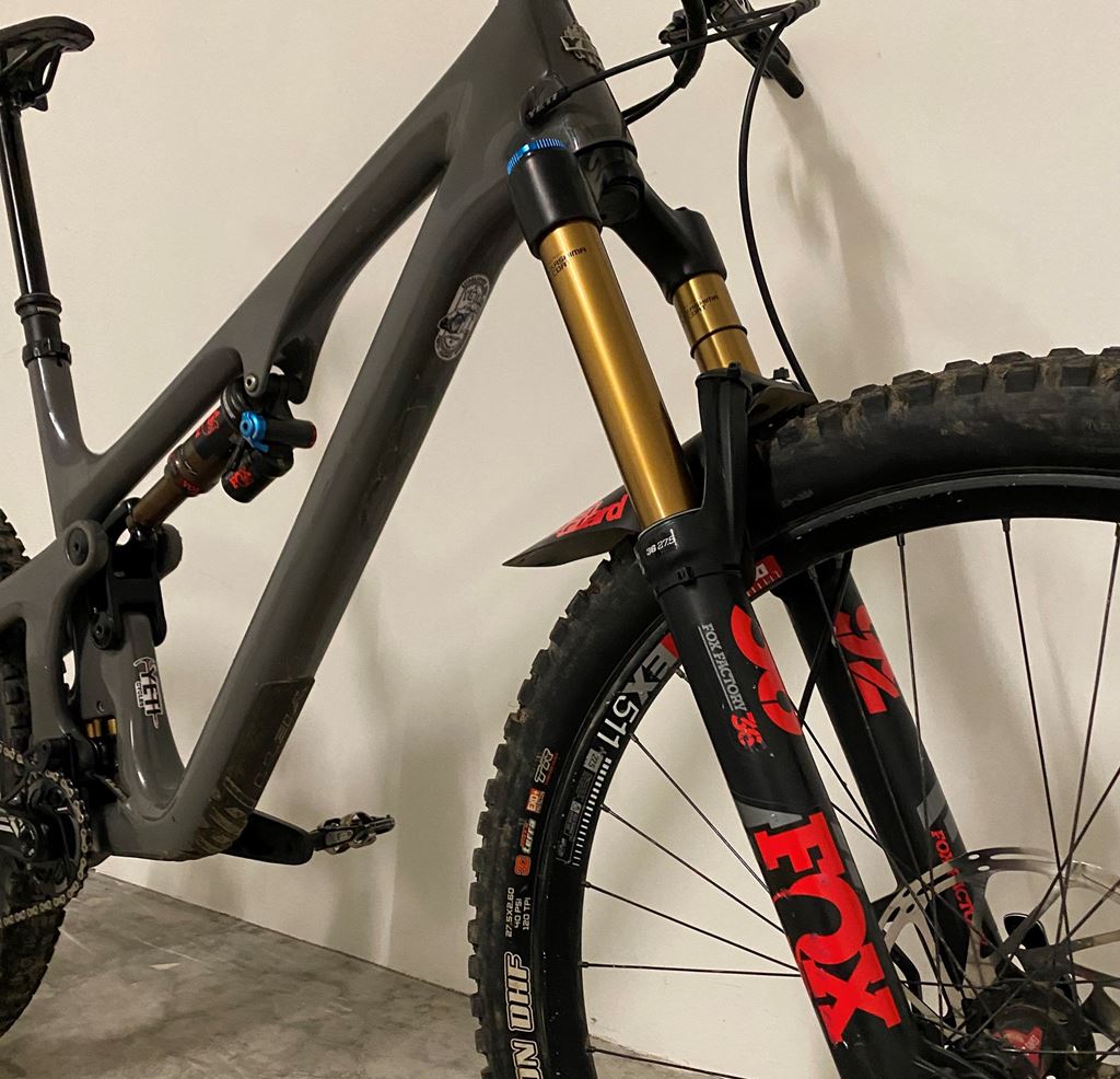 Yeti Cycles SB140 Turq 2020 Custom 2020 - Bike Gallery | Traildevils