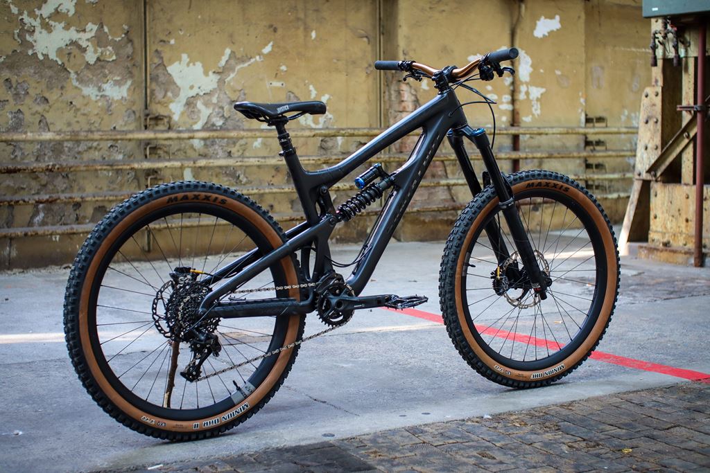 Santa Cruz Nomad V3 CC 27 5